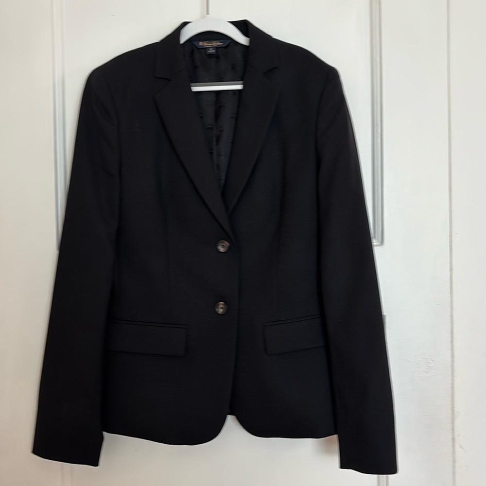 Brooks Brothers Black Stretch Wool Blazer.  Fabric by Loro Piana Size 2